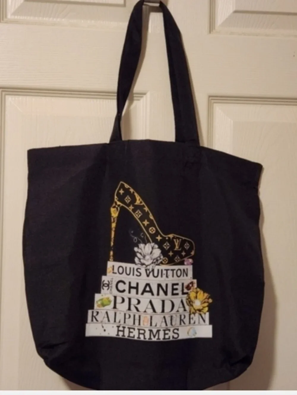 NWOT, TOTE BAG